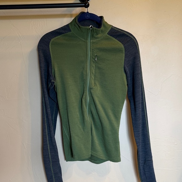 ibex Tops - Ibex Women's Green and Gray Wool Zip Up Top - S